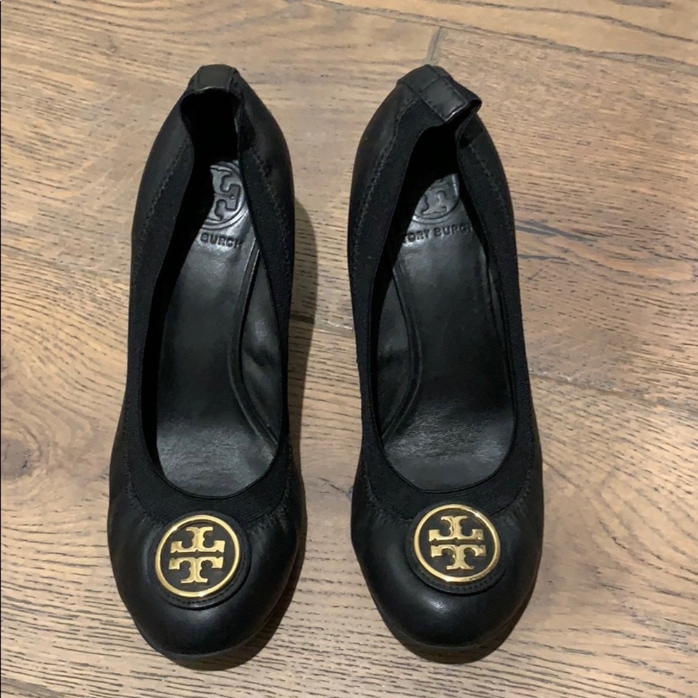 Tory Burch Carolina wedge leather black